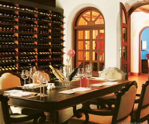 Fusion cuisine in kottayam, dining experiences in Kottayam, fine dining in kottayam, Best fine dining experiences in kottayam, modern fusion cuisine in kottayam