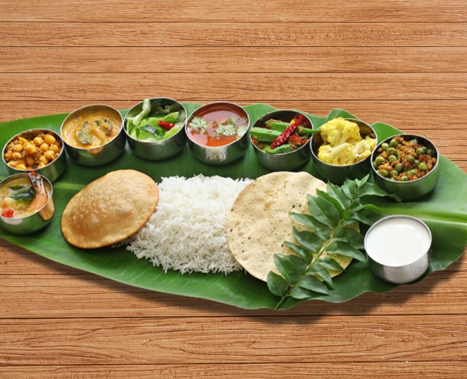 kerala traditional food in kochi, nadan kozhi perattu